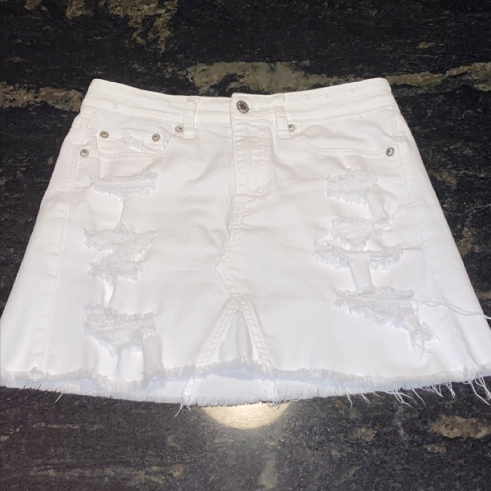 American Eagle Women’s Ripped White Jean Skirt